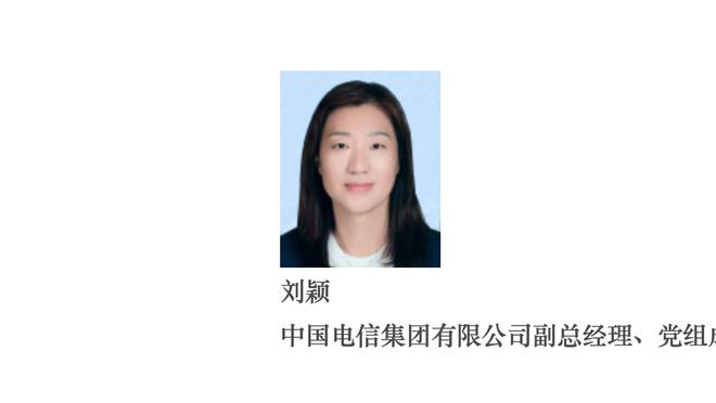 六台记者：巴萨董事会致电哈维，要求将莱万等球员加入欧冠名单